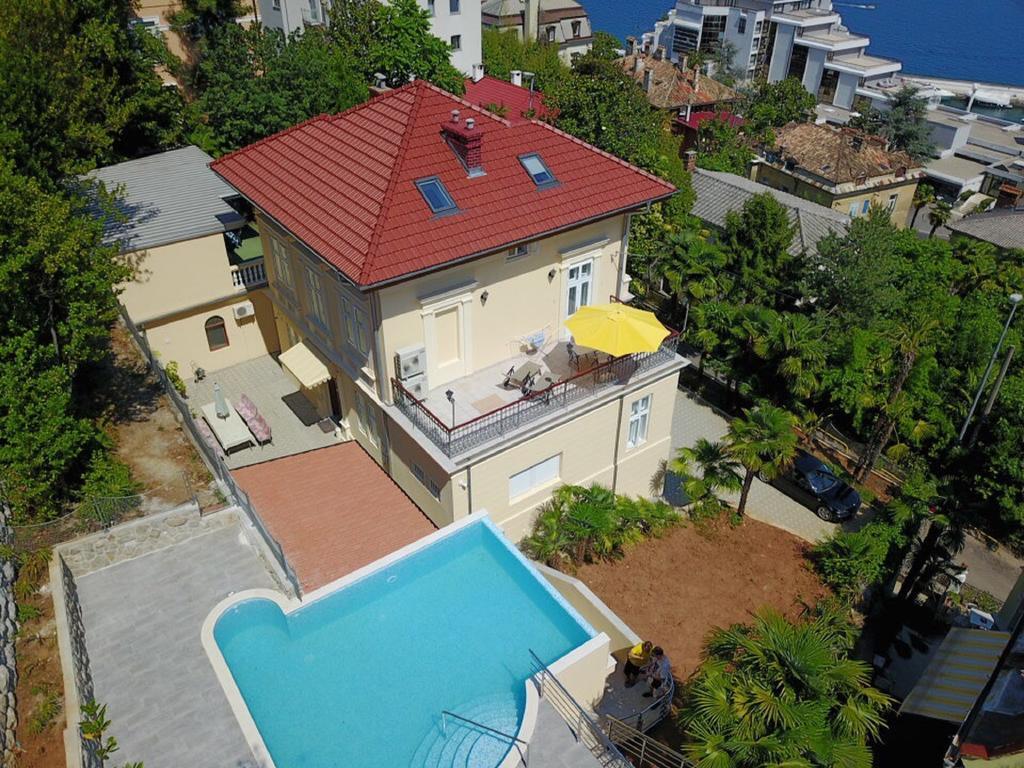Apartments Villa Atta Opatija Exterior foto